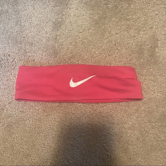 hot pink nike headband